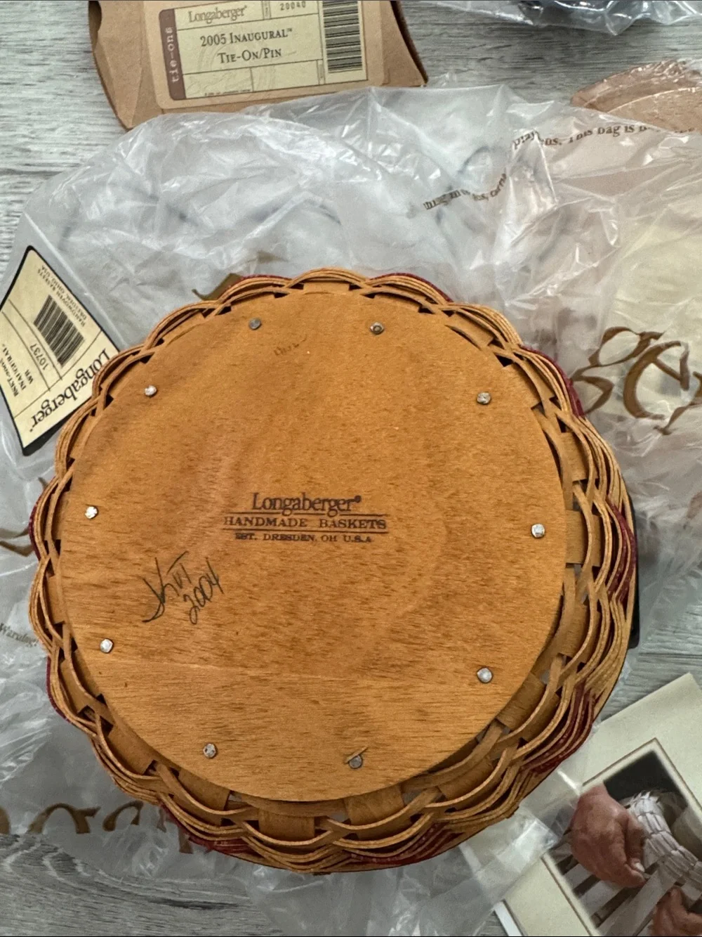 NWT Longaberger 2005 Inaugural Basket with Lid, Liner, Plastic Bowl, Tie On Pin